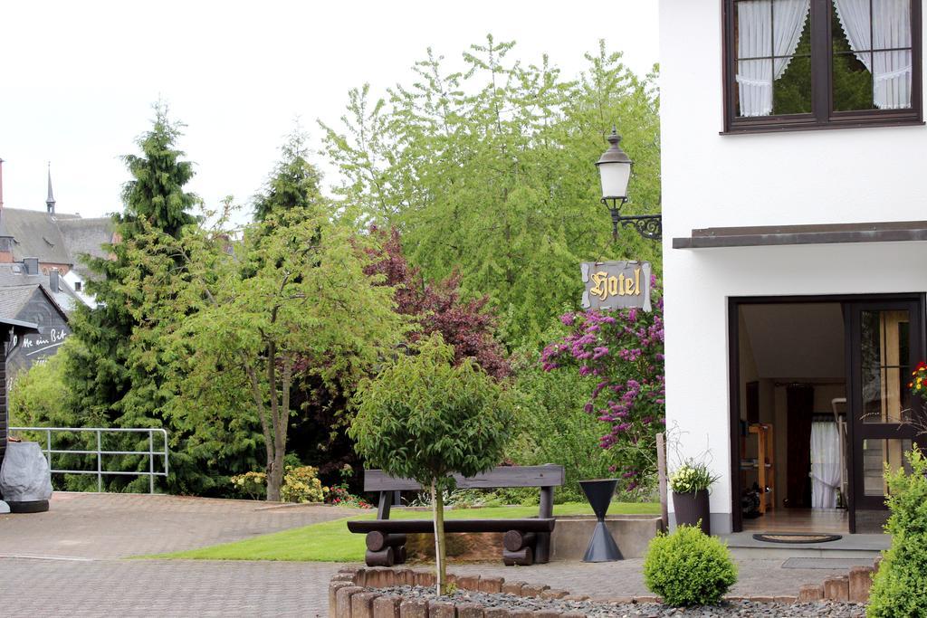 Hotel Schinderhannes Sohren Exterior foto